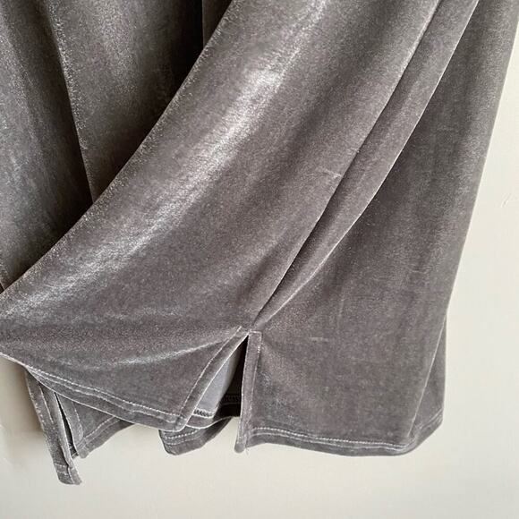 Wishlist Velvet Cuff Sleeve Gray M/L Top - Picture 2 of 4